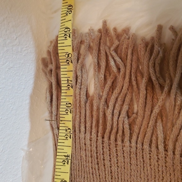 NWT Shiraleah Rowan Poncho Fringe Taupe/Camel Soft Lightweight - Picture 12 of 15